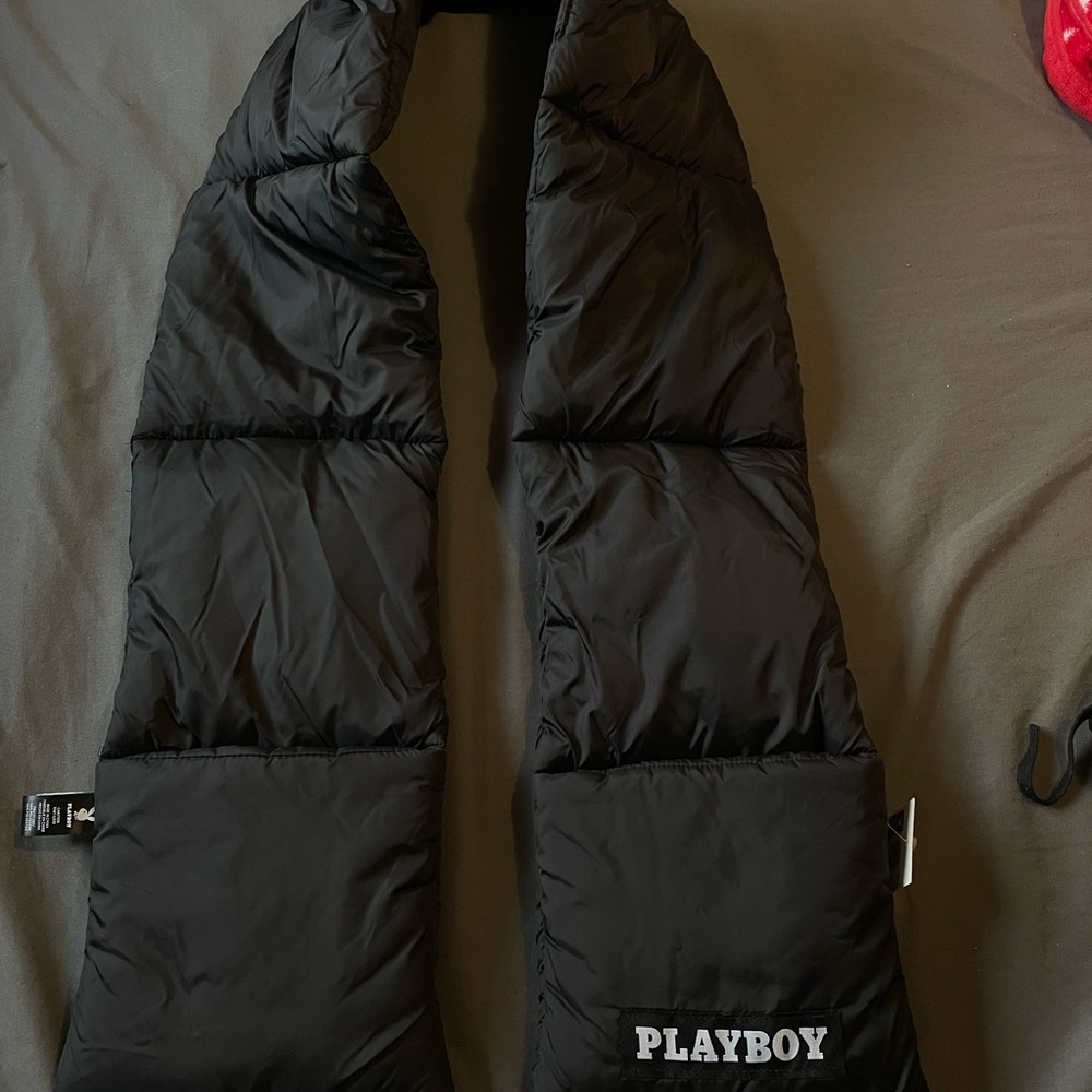 Playboy Black Puffer Scarf With Pockets